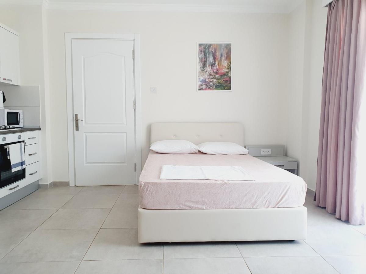 Ferienwohnung Royal Life Poseidon B Agios Georgios  Exterior foto