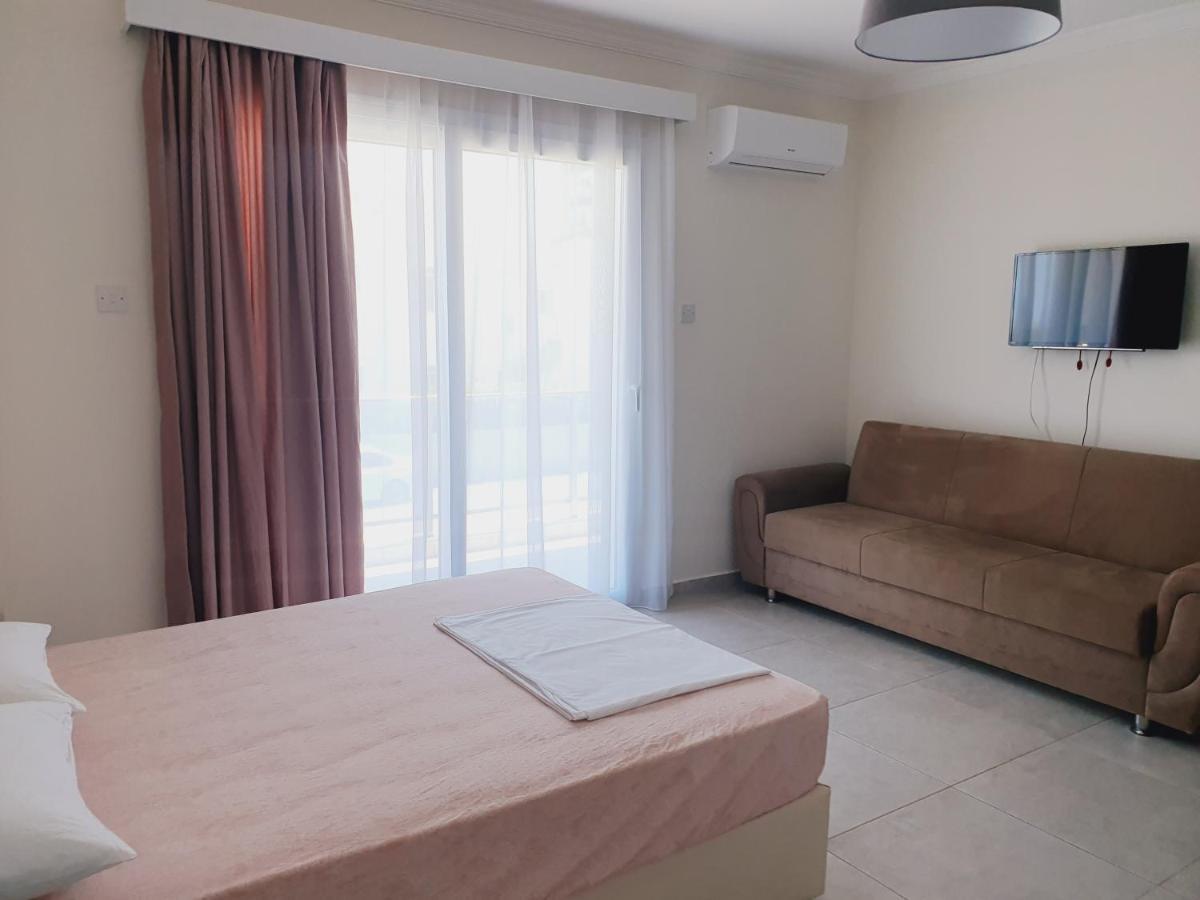 Ferienwohnung Royal Life Poseidon B Agios Georgios  Exterior foto