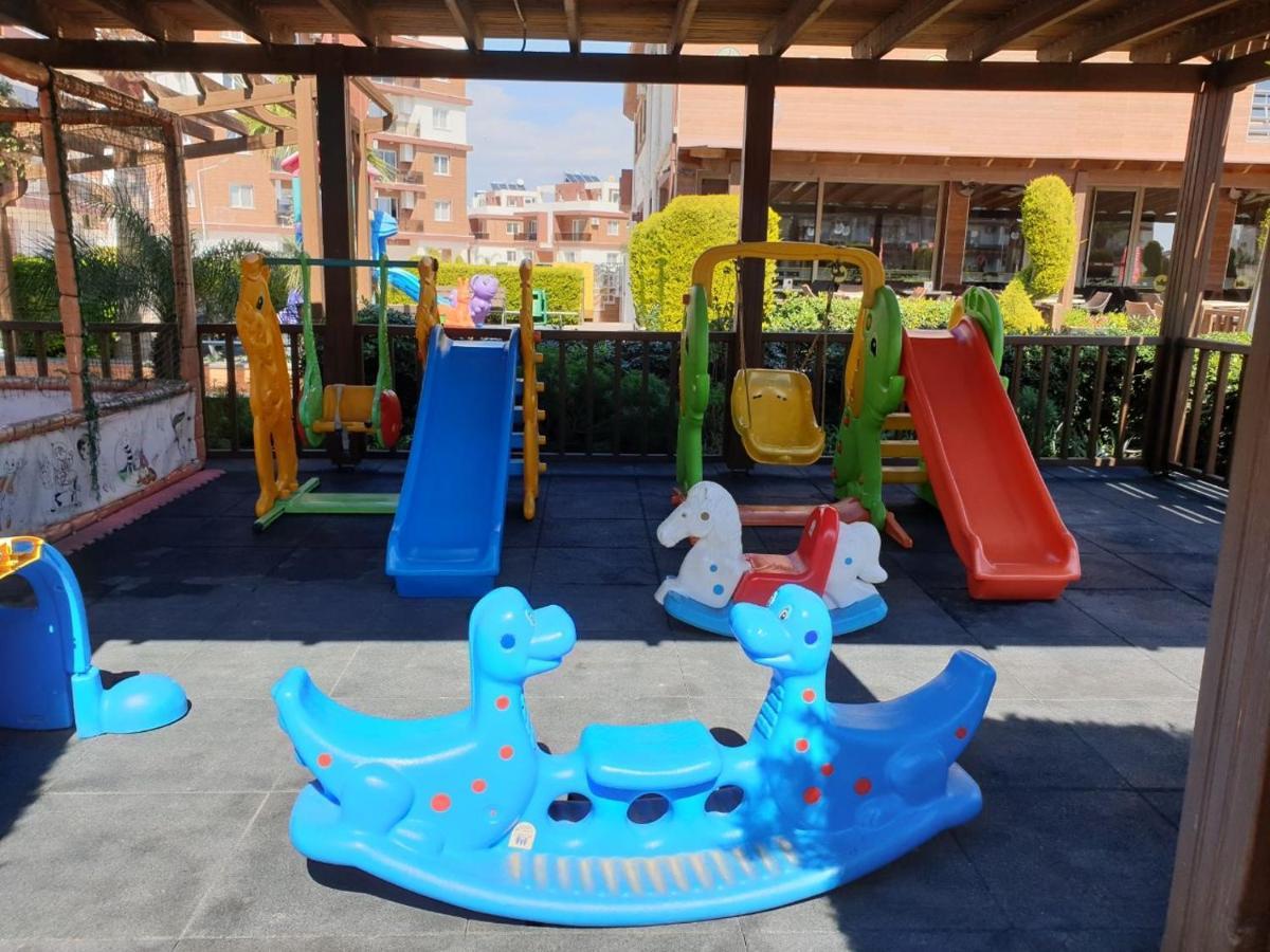 Ferienwohnung Royal Life Poseidon B Agios Georgios  Exterior foto